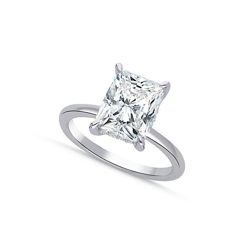 4 Karat Radiant Tektaş Gümüş Yüzük - CNG Jewels