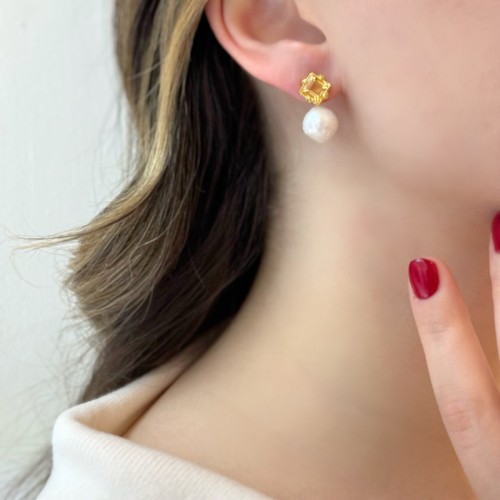 Original Citrine Pearl Design Women's Silver Earrings - CNG Jewels (1)